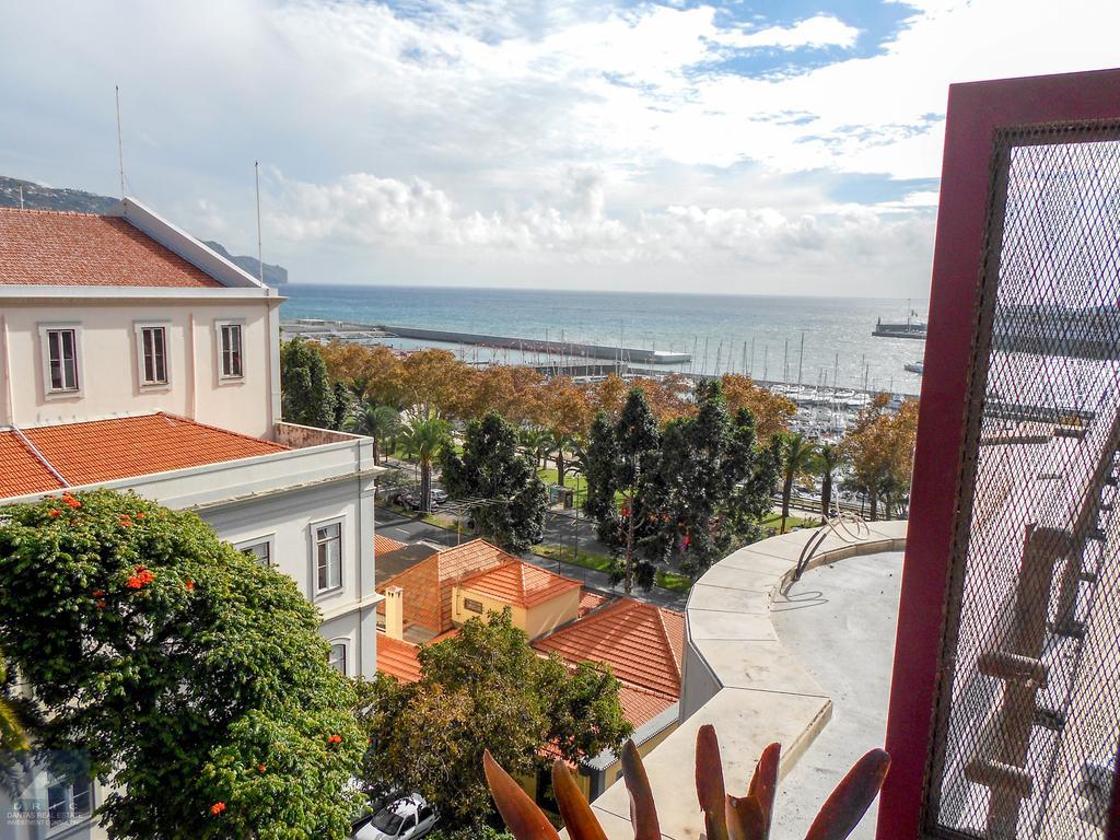 Arriaga Marina Club Apartament ฟุงชาล ภายนอก รูปภาพ